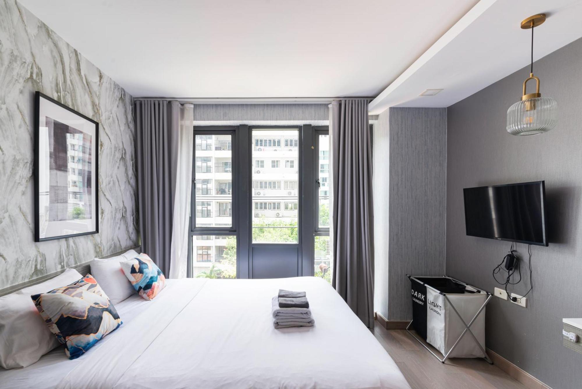 Dazzle Sukhumvit 7 By Lefoyer Apartment Bangkok Luaran gambar
